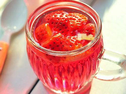 豆瓣吃瓜红酒怎么做视频,轻松制作美味吃瓜红酒